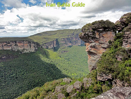 Reise und Trekking in die Valé do Pati mit Ivan Bahia Reiseleiter, um das Beste im Chapada Diamantina Nationalpark (Brasilianischer Grand Canyon) von Brasilien zu entdecken.
